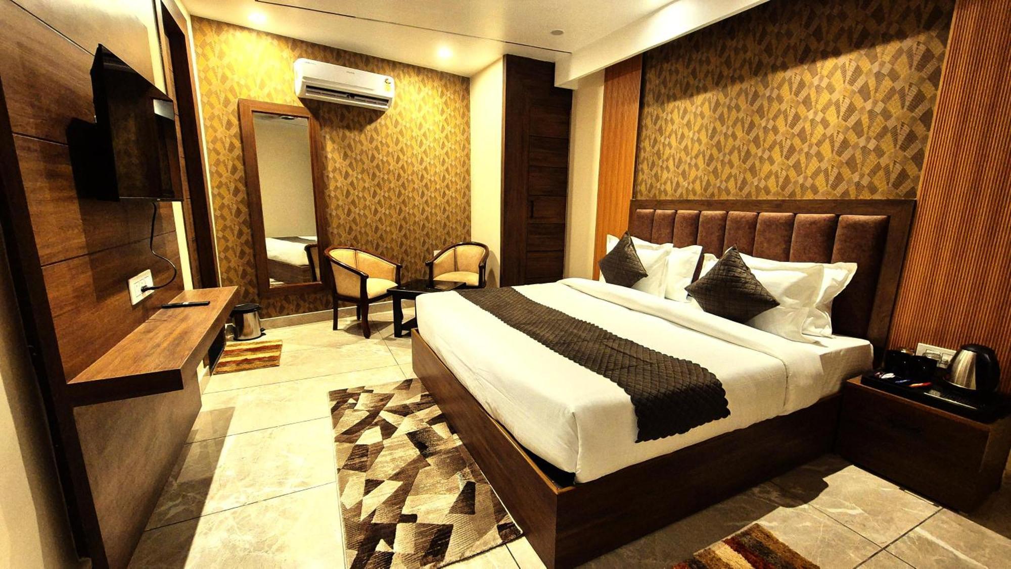 הרידוואר Hotel Hari Dhara, 100 Meters From Har-Ki-Pauri מראה חיצוני תמונה