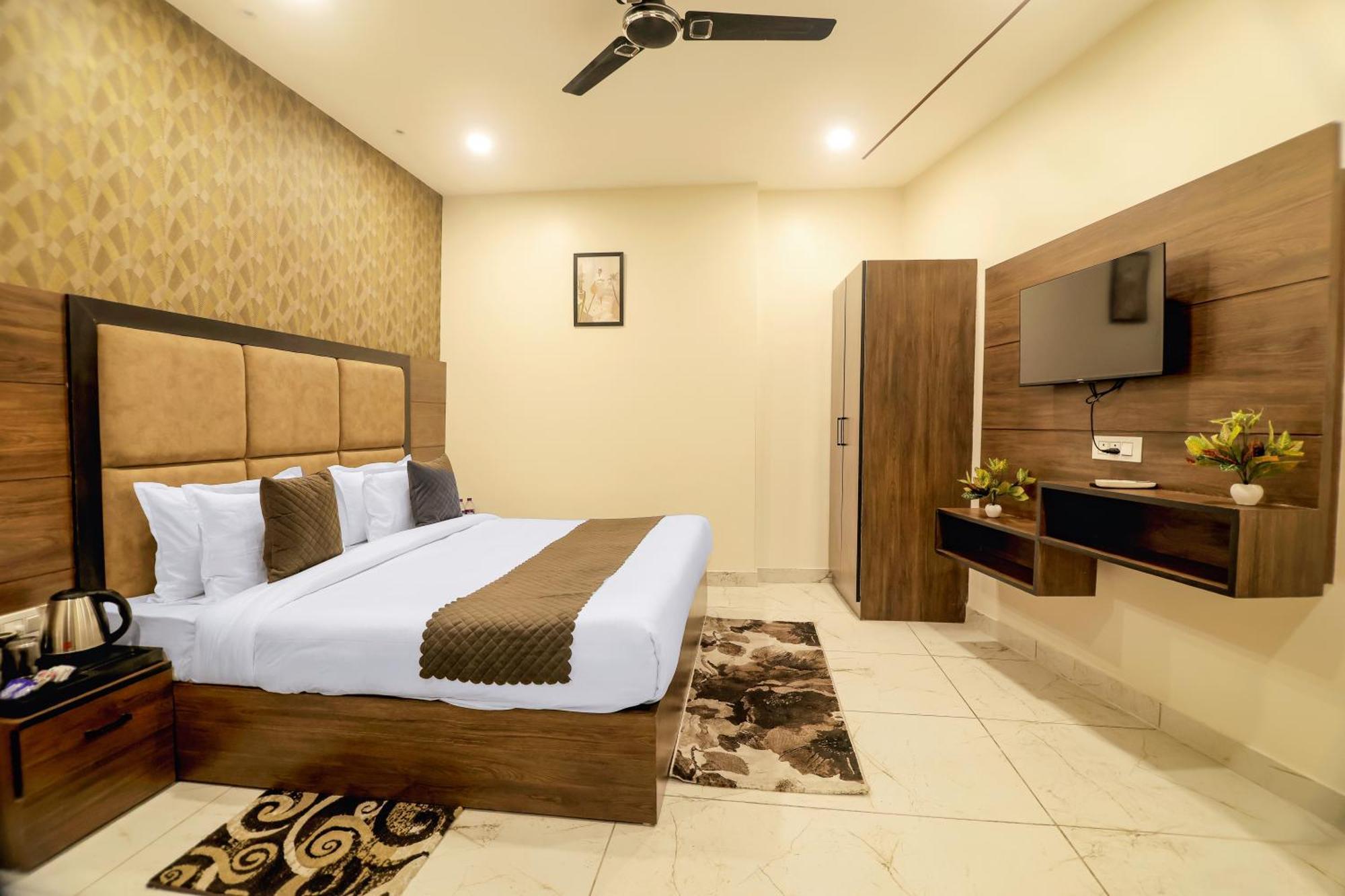 הרידוואר Hotel Hari Dhara, 100 Meters From Har-Ki-Pauri מראה חיצוני תמונה