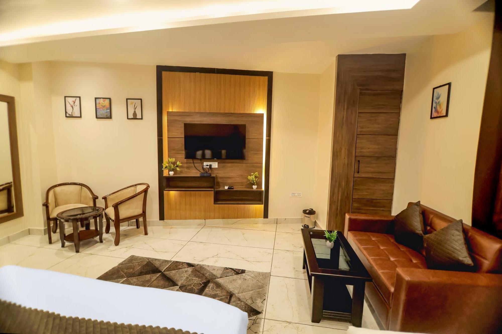 הרידוואר Hotel Hari Dhara, 100 Meters From Har-Ki-Pauri מראה חיצוני תמונה