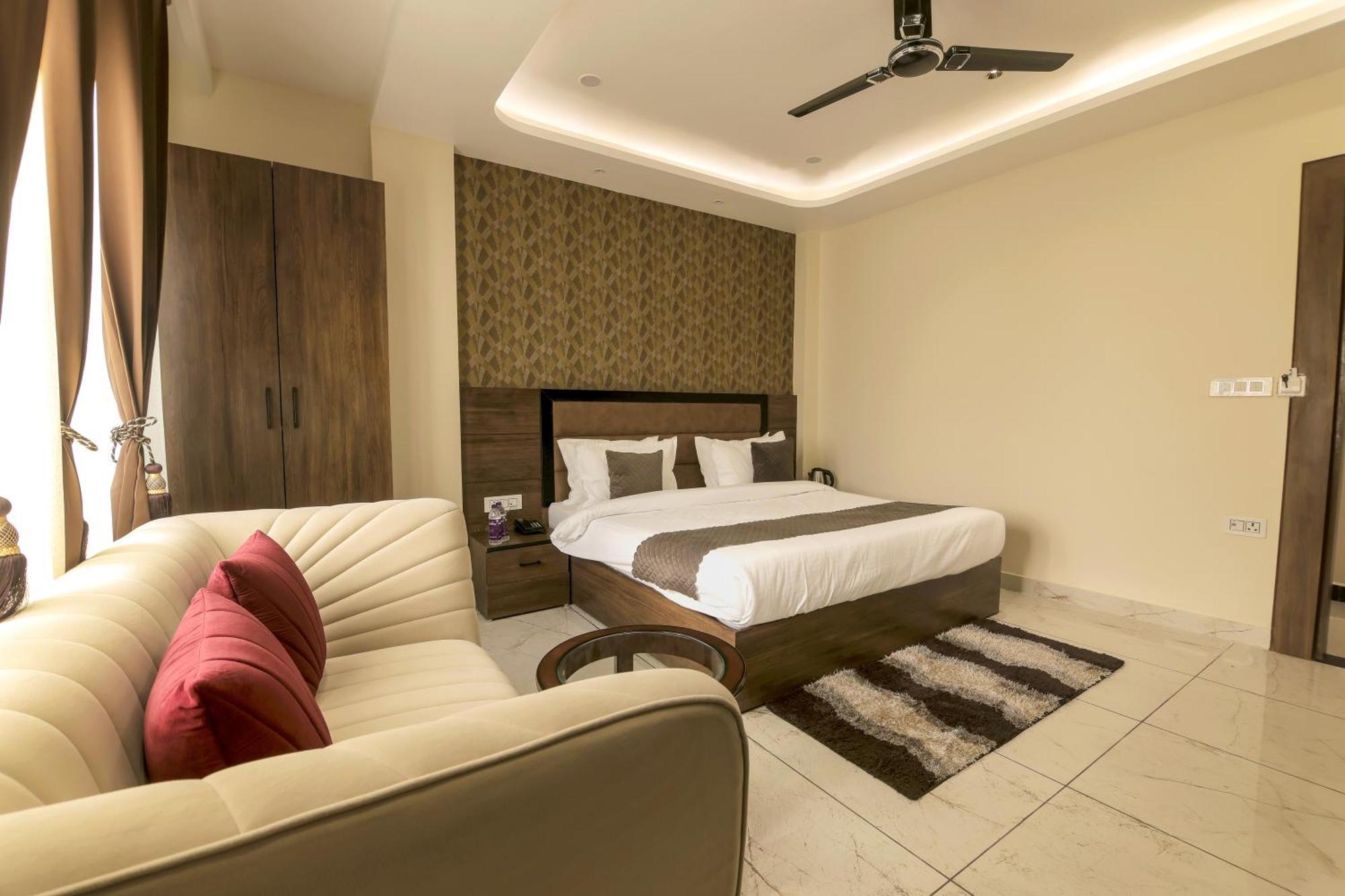 הרידוואר Hotel Hari Dhara, 100 Meters From Har-Ki-Pauri מראה חיצוני תמונה