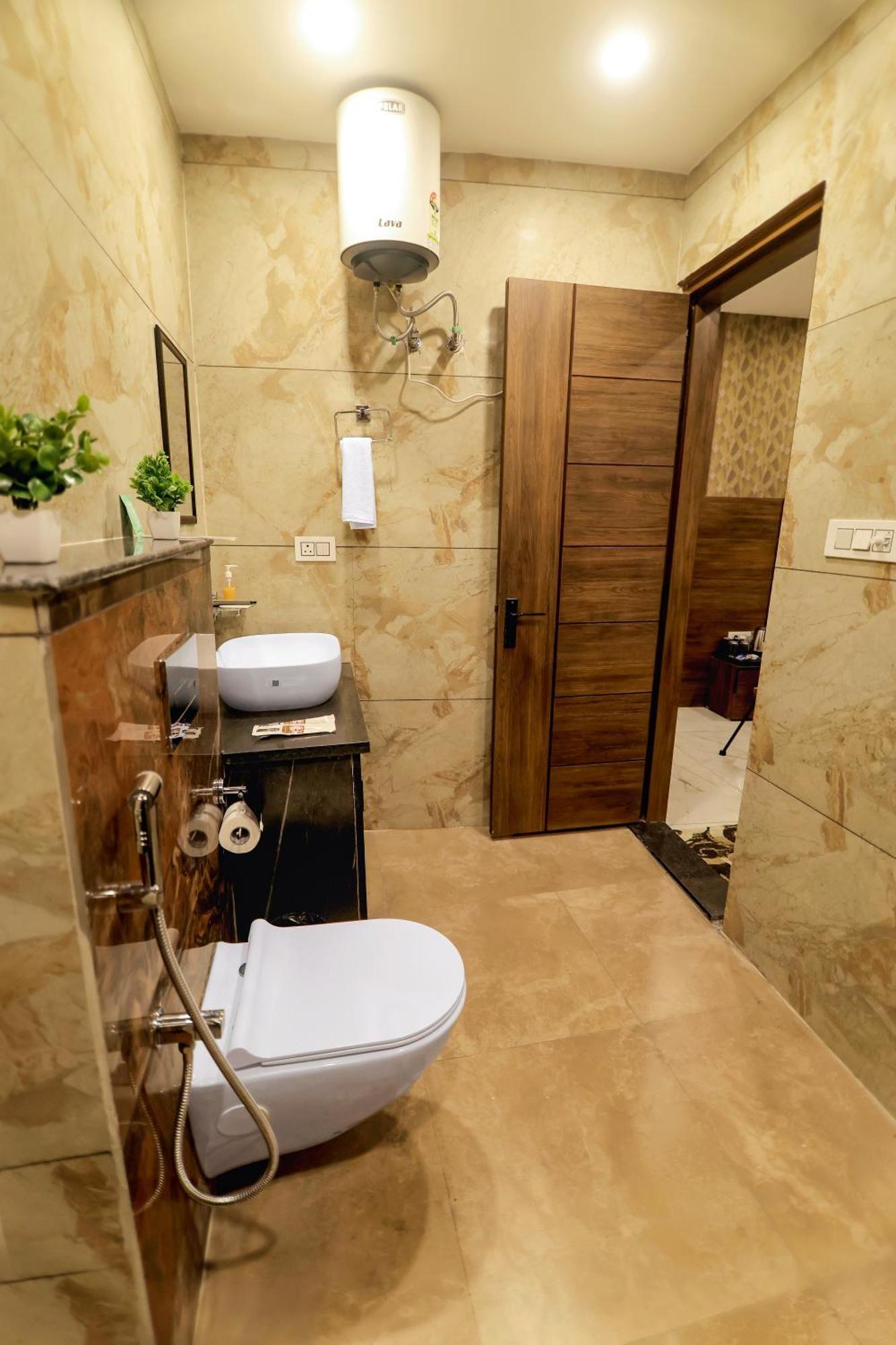הרידוואר Hotel Hari Dhara, 100 Meters From Har-Ki-Pauri מראה חיצוני תמונה